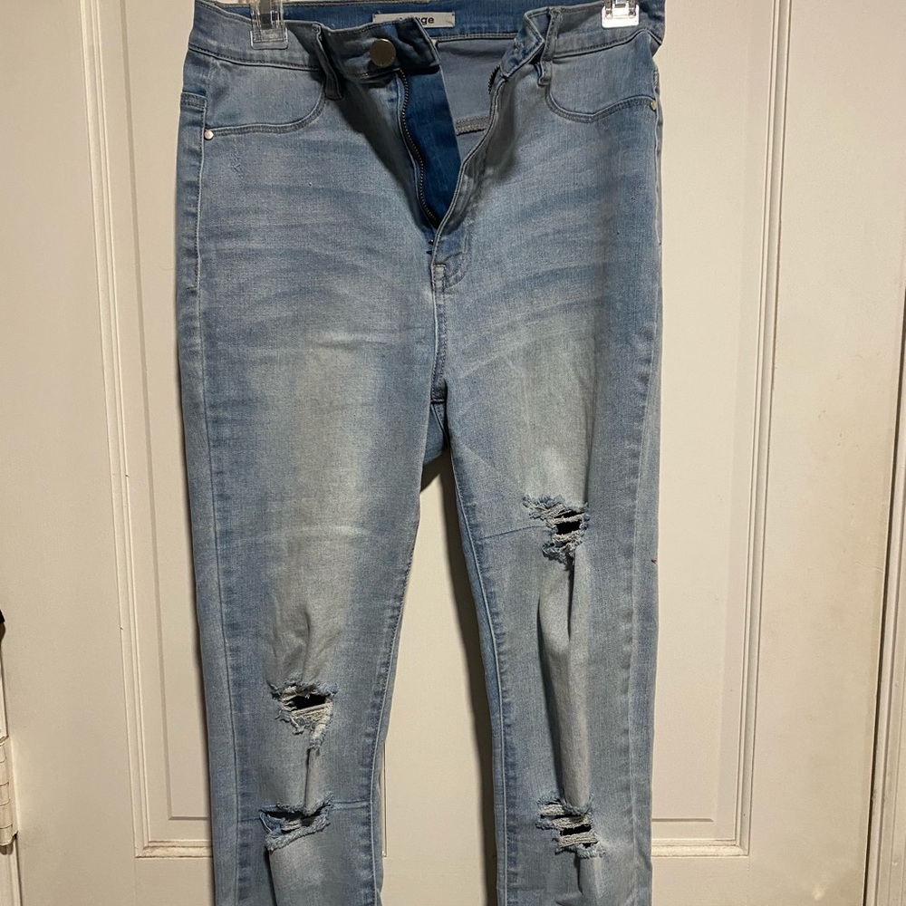 Refuge| Distressed Jeans